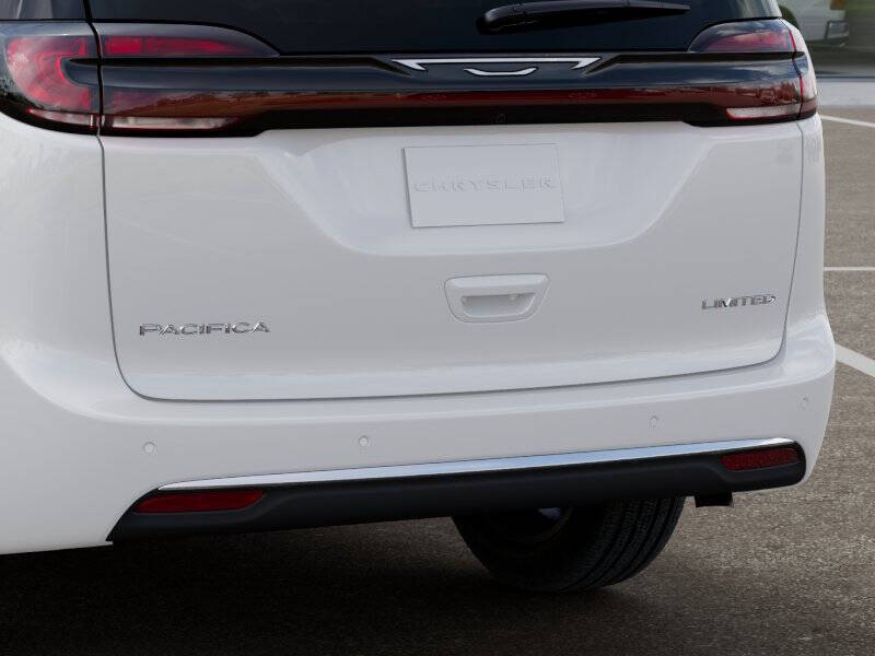 2027 Chrysler Pacifica Limited
