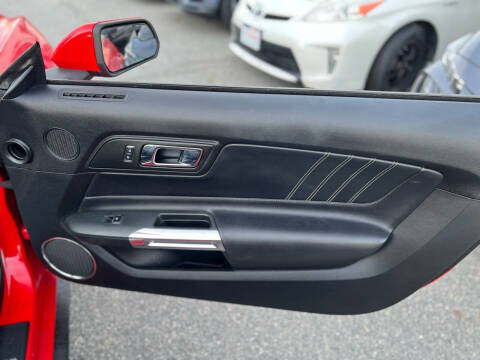 2016 Ford Mustang EcoBoost Premium