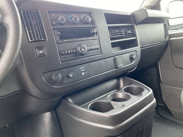 2023 GMC Savana 2500