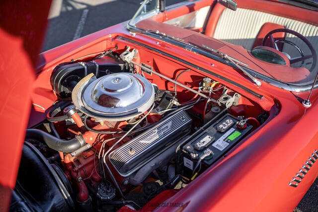 1956 Ford Thunderbird