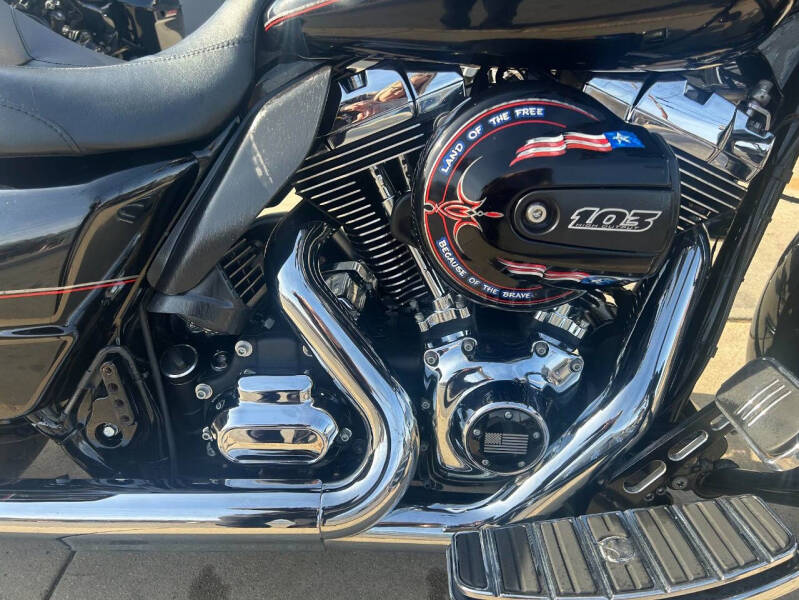 2014 Harley-Davidson Street Glide FLHX