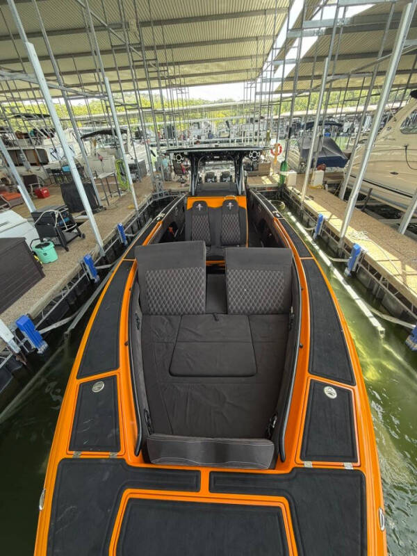 2016 Statement Marine 380 Open