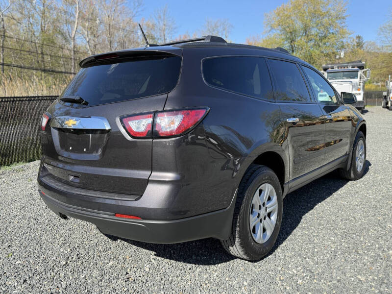 2017 Chevrolet Traverse LS