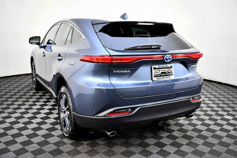 2021 Toyota Venza LE