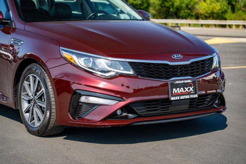 2019 Kia Optima EX's photo