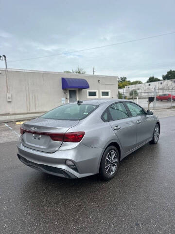 2024 Kia Forte LXS