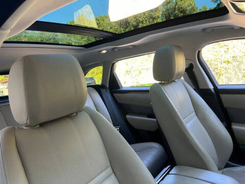 2018 Land Rover Range Rover Velar D180 S