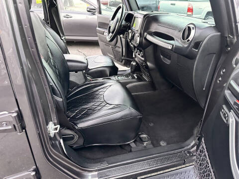 2016 Jeep Wrangler Unlimited Sahara