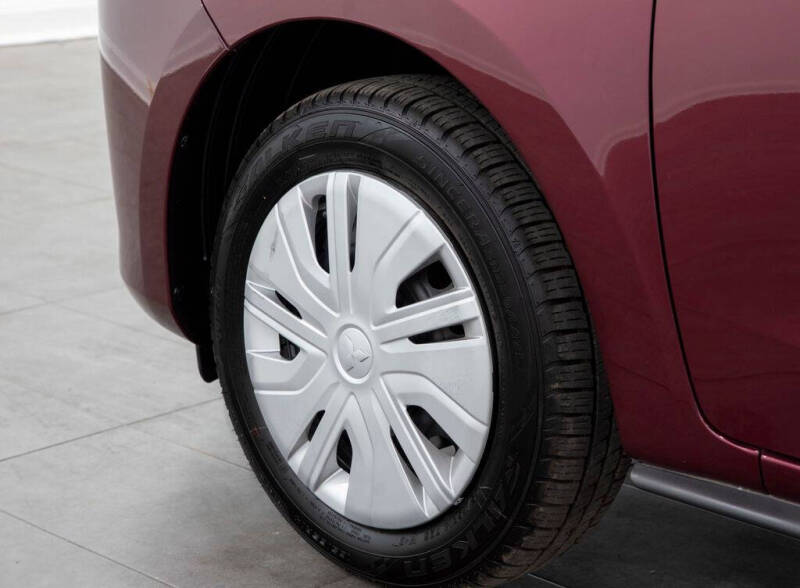 2024 Mitsubishi Mirage G4 ES