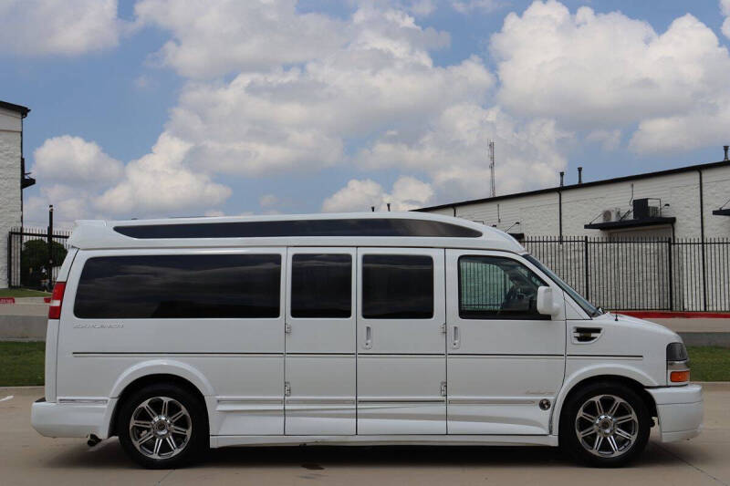 2017 Chevrolet Express 2500