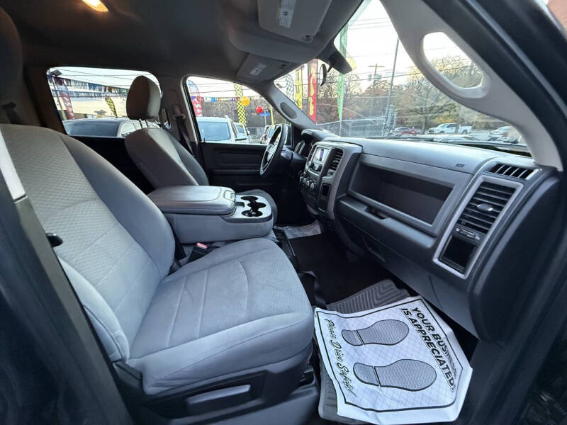 2017 RAM 1500 Express