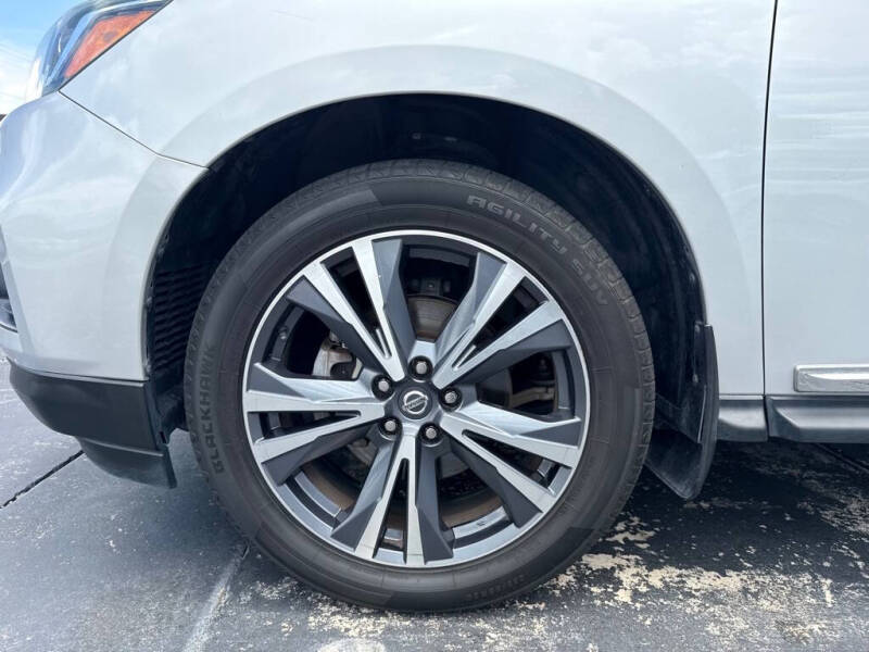 2019 Nissan Pathfinder Platinum