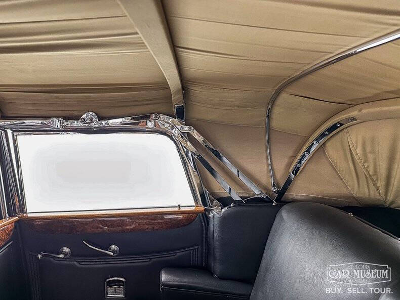 1937 Cadillac Series 85