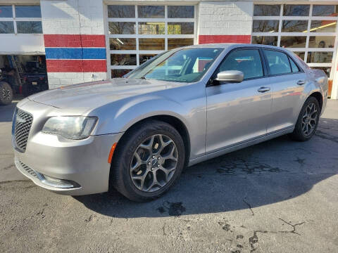 2018 Chrysler 300 S