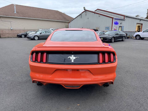 2016 Ford Mustang V6