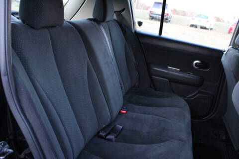 2012 Nissan Versa 1.8 S