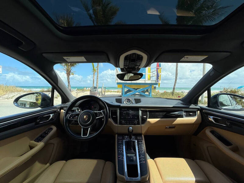 2018 Porsche Macan S