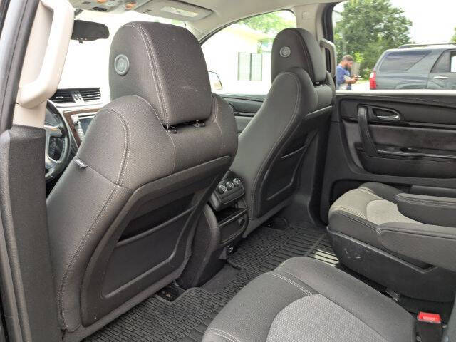 2017 Chevrolet Traverse LT