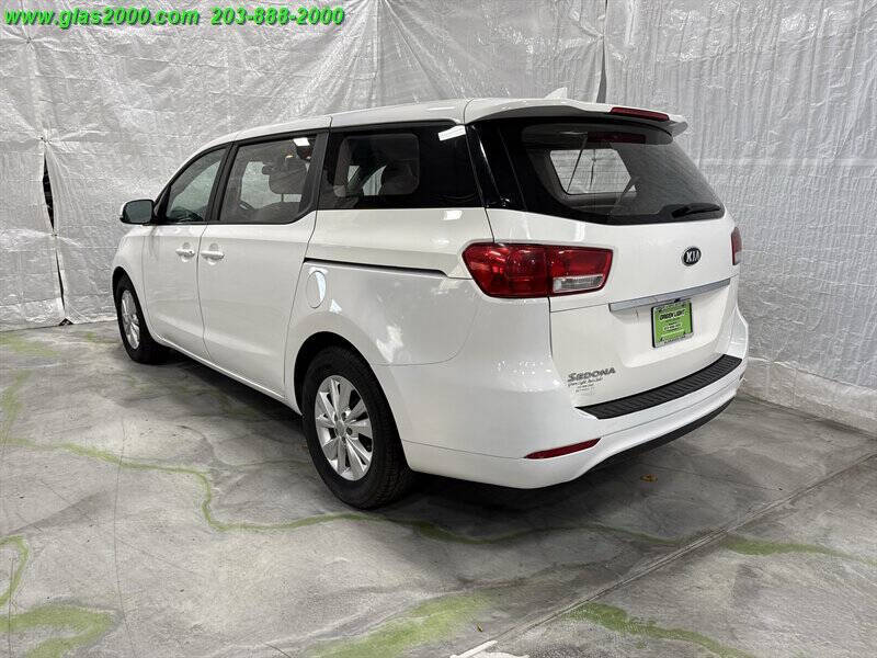 2018 Kia Sedona L