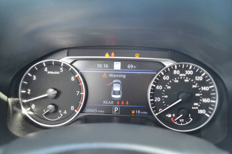 2024 Nissan Altima 2.0 SR