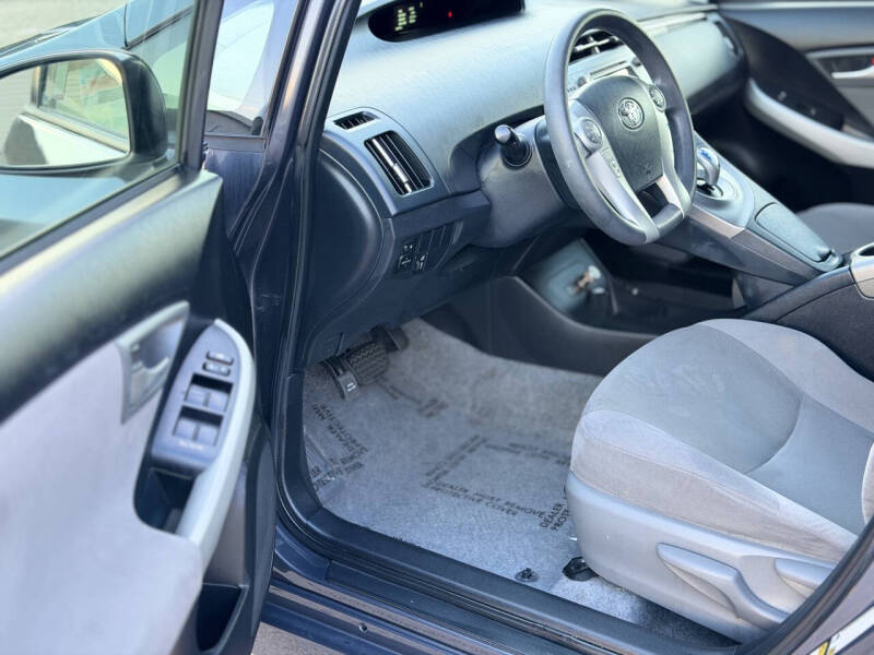 2013 Toyota Prius One
