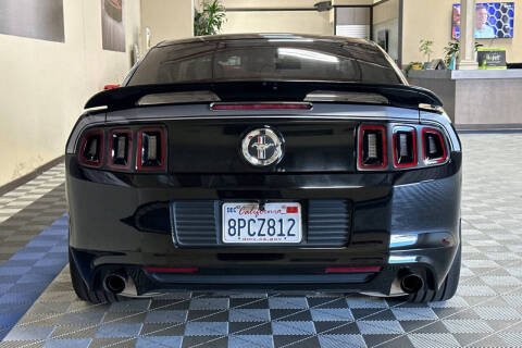 2014 Ford Mustang V6