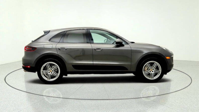 2016 Porsche Macan S