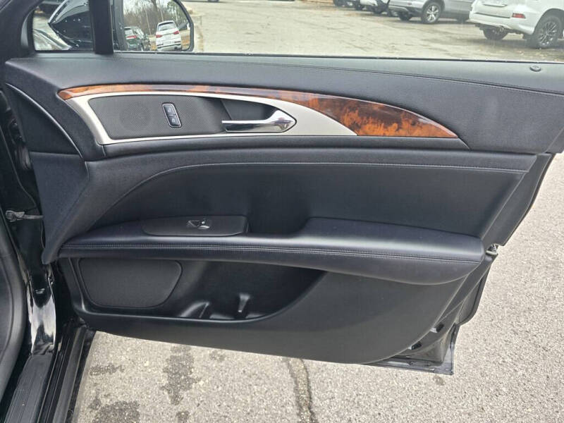 2018 Lincoln MKZ Select