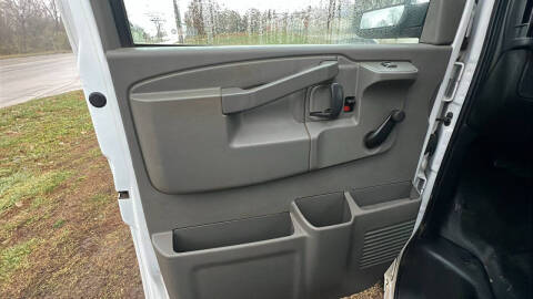 2021 Chevrolet Express LS 3500