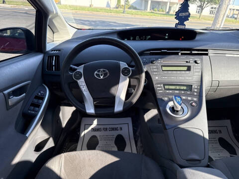 2010 Toyota Prius III