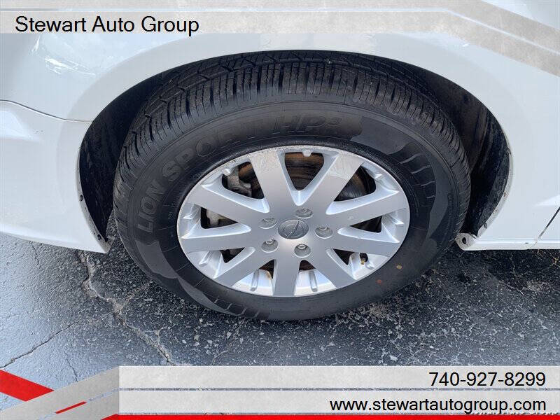 2014 Chrysler Town and Country Touring