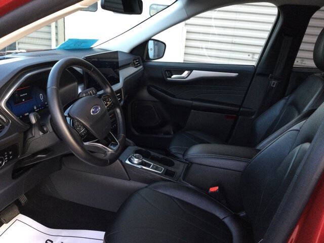 2025 Ford Escape Platinum