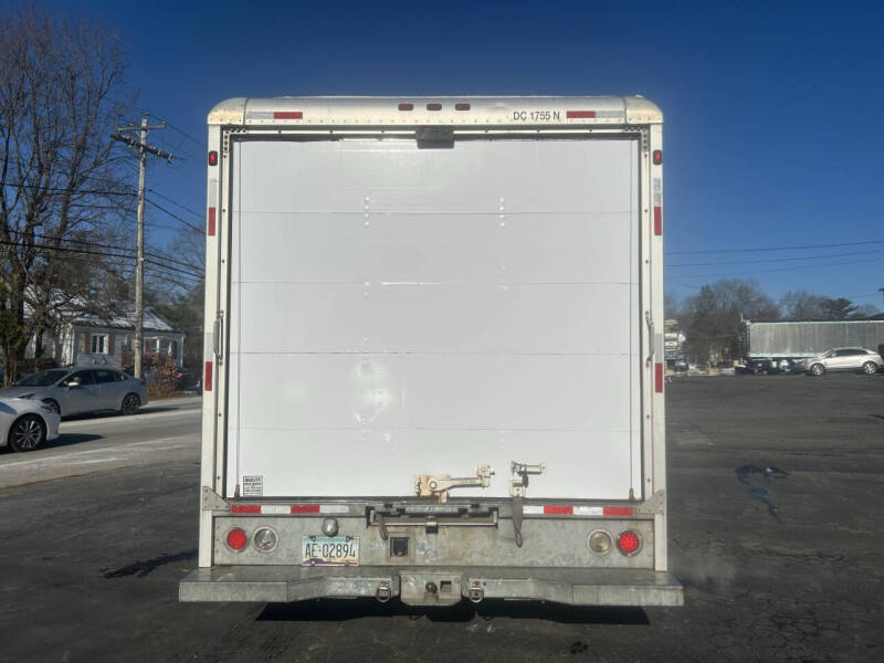 2010 Ford E-Series E-450 SD