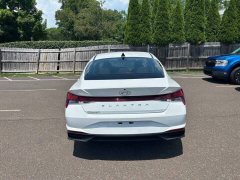 2023 Hyundai Elantra
