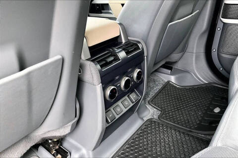 2022 Land Rover Defender 110 X-Dynamic SE