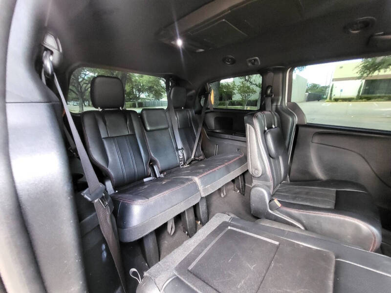 2016 Dodge Grand Caravan R/T