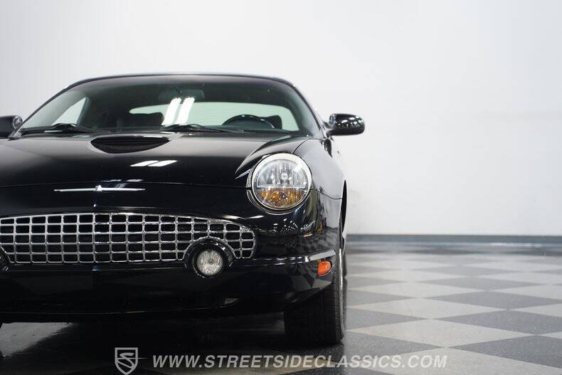 2005 Ford Thunderbird Deluxe
