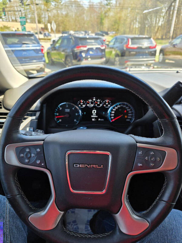 2017 GMC Yukon Denali