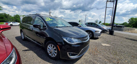2017 Chrysler Pacifica for sale at ALL WHEELS DRIVEN in Wellsboro PA