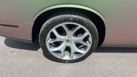 2015 Dodge Challenger SXT Plus