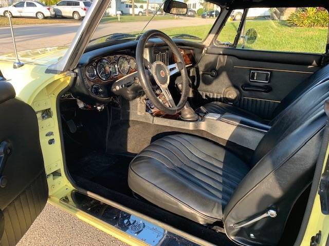 1976 MG MGB