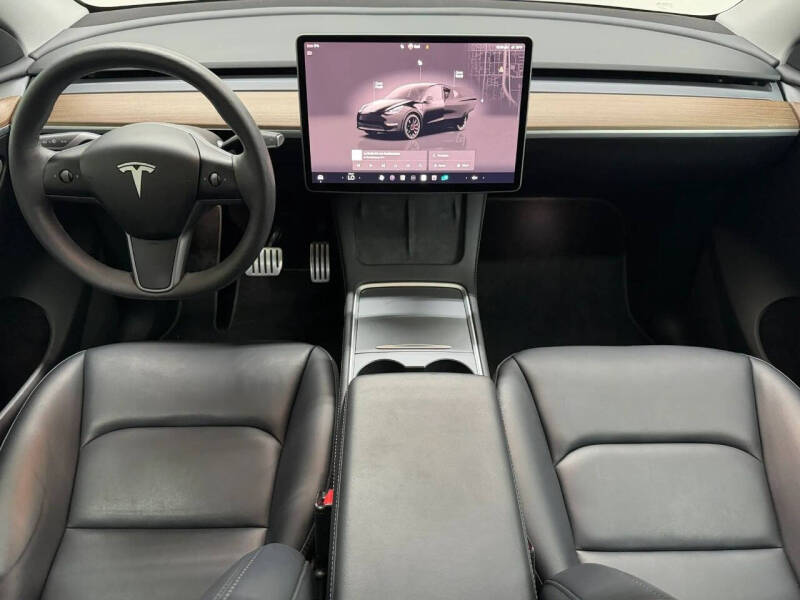 2023 Tesla Model Y Performance