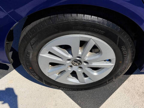 2016 Toyota Prius Two