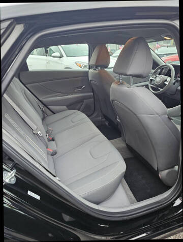 2023 Hyundai Elantra SEL