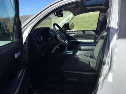 2018 Toyota Tundra SR5