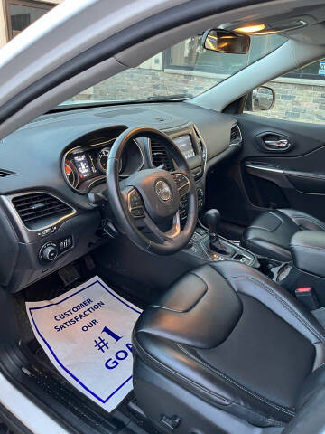 2019 Jeep Cherokee Latitude Plus