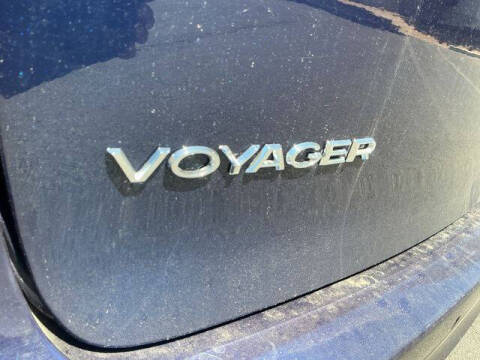 2020 Chrysler Voyager LX