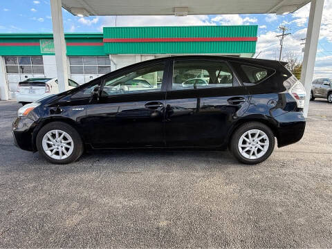 2012 Toyota Prius v Two