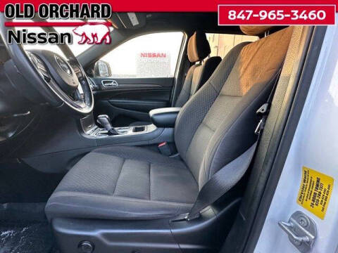 2020 Jeep Grand Cherokee Laredo E