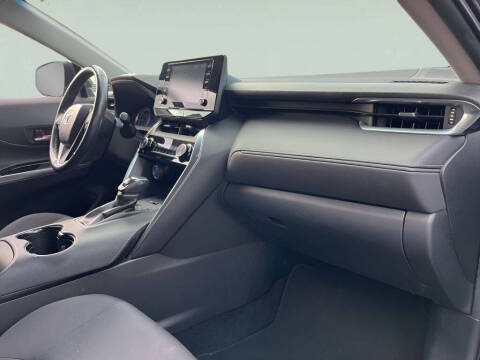 2021 Toyota Venza LE